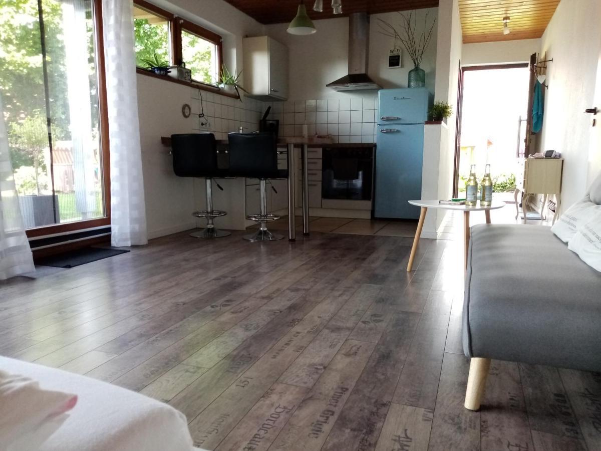 Schoene Einzimmer Wohnung Zwischen Bodensee Und Allgaeu Neukirch  Esterno foto